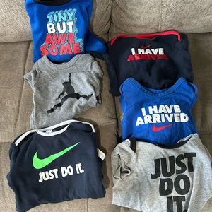 Lot of 12 9/12 months boys shirts/onesies